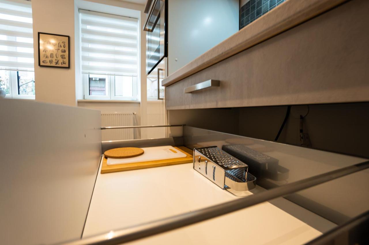 Brand-New Apartment In The 17Th District Of Bécs Kültér fotó